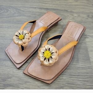 NIB WOMENS LEATHER MYSTIQUE BOUTIQUE SANDALS